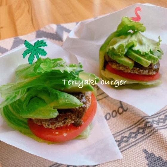 罪悪感ゼロのローフード照り焼きバーガー