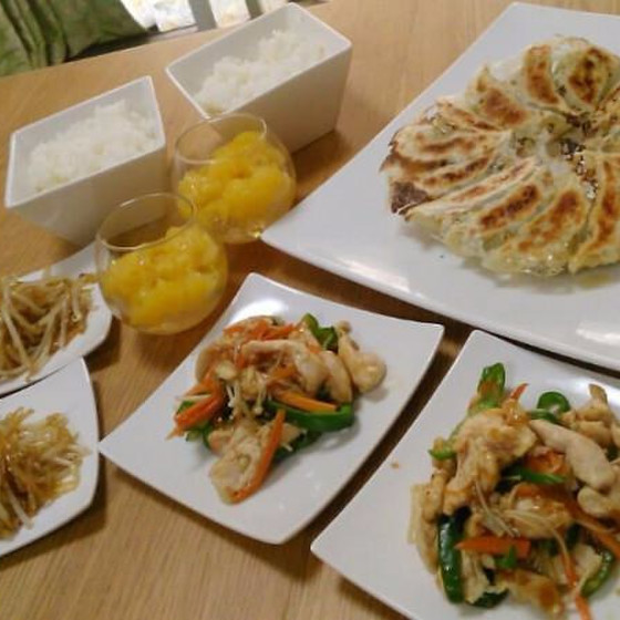 【料理だけ】中華料理に挑戦！　餃子　チンジャオロース