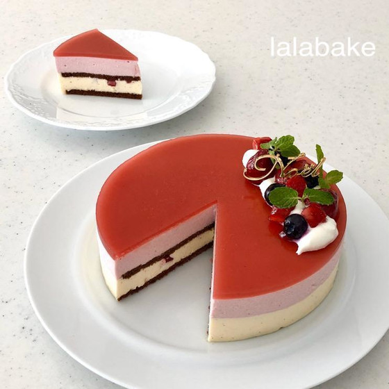 ☆いちごとバニラのムースケーキ ☆