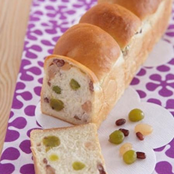 和三盆とかのこ豆のスリム食パン