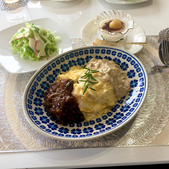 2種のソースで洋食屋さんのふわとろオムライス