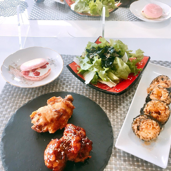 【5月限定リラメニュー】ファン多数のチーズキンパ！韓国チキンとトゥンカロンでトレンド先取り！