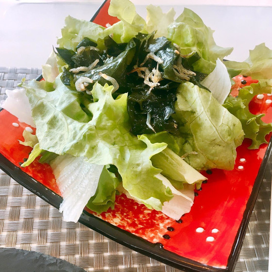 【3】わかめの炒めドレッシングサラダ