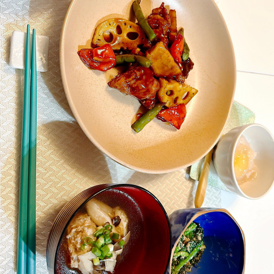 【11月後半限定シーメニュー】鶏と秋野菜の黒酢あん&りんごようかん