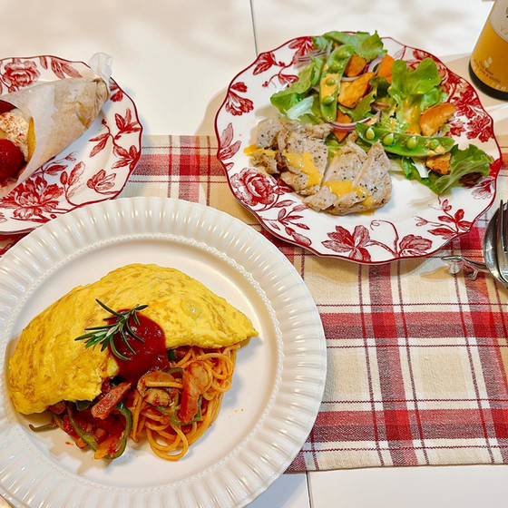 【4月前半限定リラメニュー】究極のチーズオムナポリタン