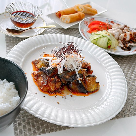 ごろごろお肉の麻婆茄子と雲白肉