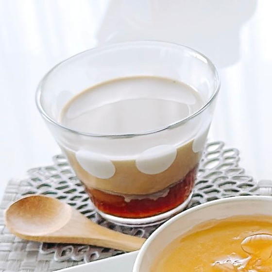 黒糖わらび餅のほうじ茶ラテ
