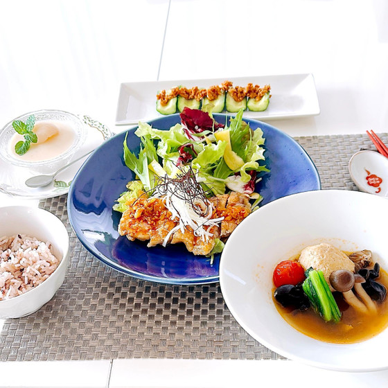 【1月前半限定リラメニュー】大人気！麻辣湯（マーラータン）本格！香味だれ油淋鶏