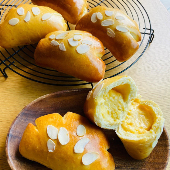 クリームパン