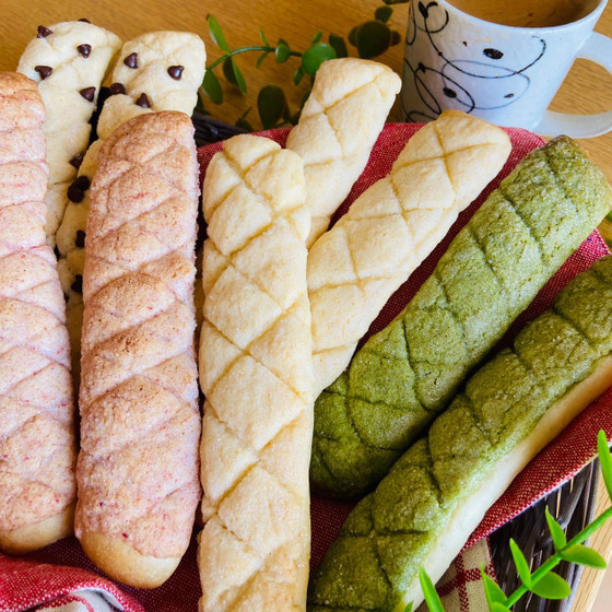 スティックメロンパン