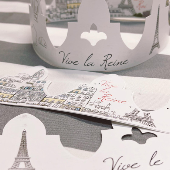 フランス製の紙の王冠プレゼント！