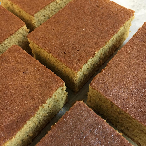 味わい深い「黒糖カステラ」