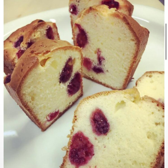 講師が大好きな「ラズベリーとレモンのパウンドケーキ」