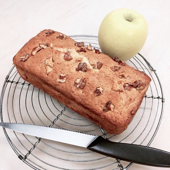 講師のお気に入り☆旬の味わい「りんごとクルミのパウンドケーキ
