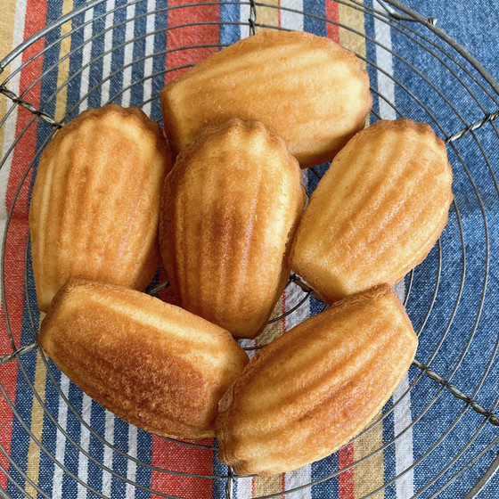 【オンライン】パティスリーシェフがプロの味でとびきり美味しいマドレーヌをレッスン