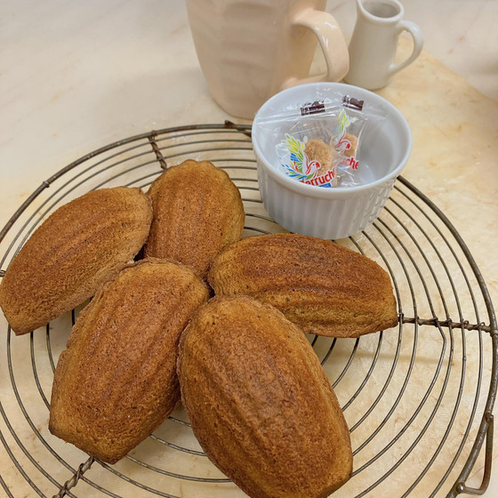 おうち【動画】レッスン☆ほろ苦スイーツ【コーヒーのマドレーヌ】ひと味違って、おいしさ抜群！