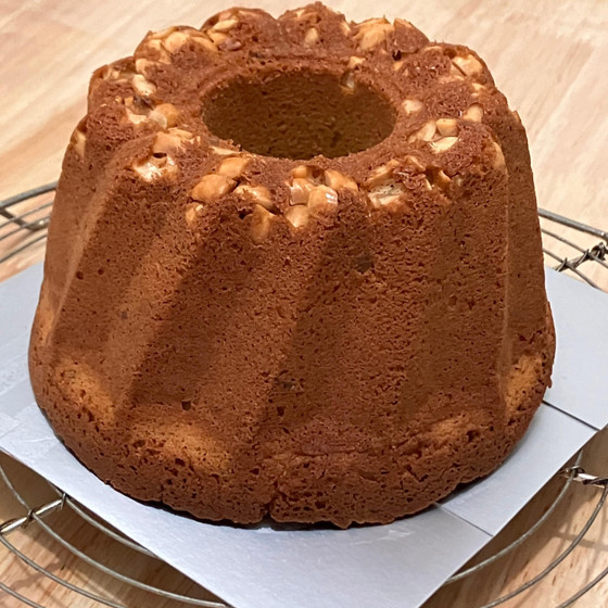 栗とヘーゼルナッツのクグロフ型で作るパウンドケーキ、イルプルーのレシピから「ムワルーマロン」