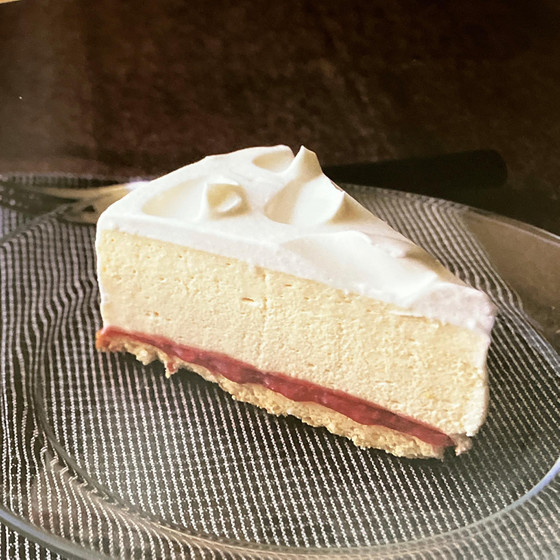 材料が揃えやすいのに飛び切り美味しい「ガトーフロマージュ」イルプルーのレアチーズケーキ