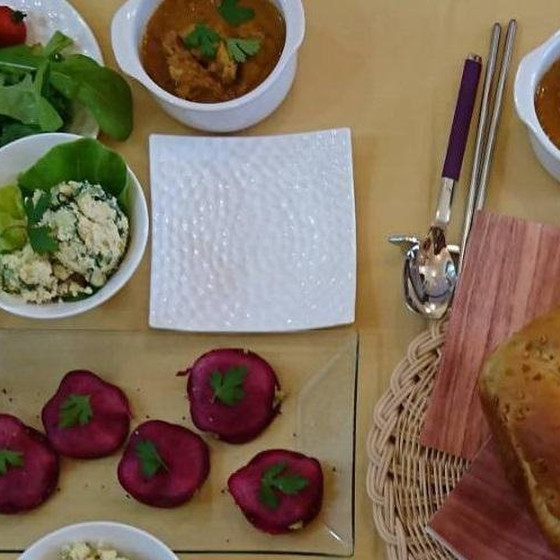 糖質オフ『チキンバターカレー＆カレーピーナッツ食パン他』