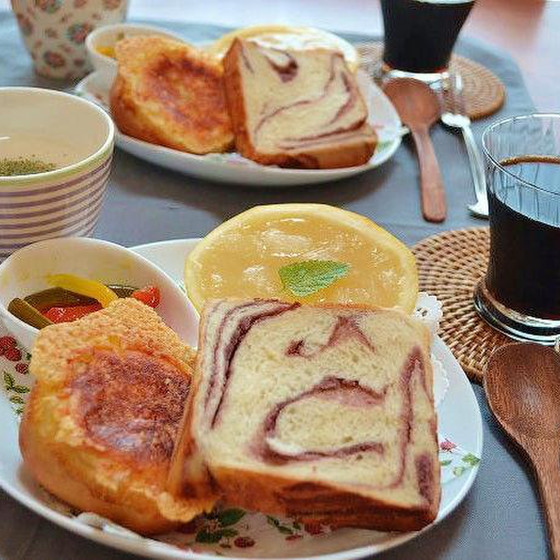 ・マーブルあん食パン・パリパリカレー＋グレープフルーツゼリー