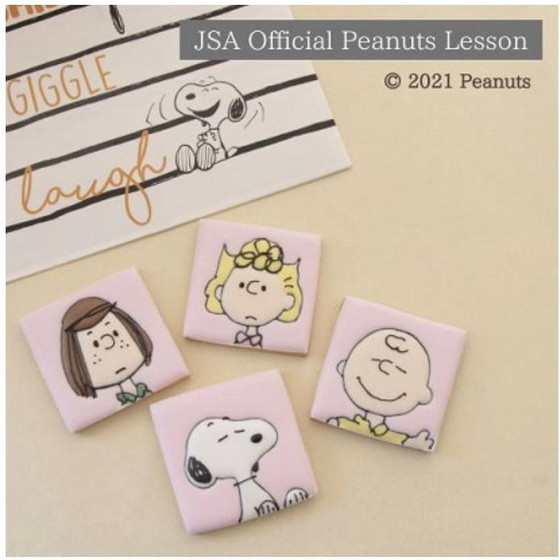 「PEANUTS」スヌーピーのアイシングクッキー