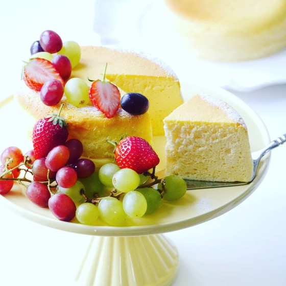 しゅわしゅわ！ヘルシー！スフレチーズケーキ（子連れOK）