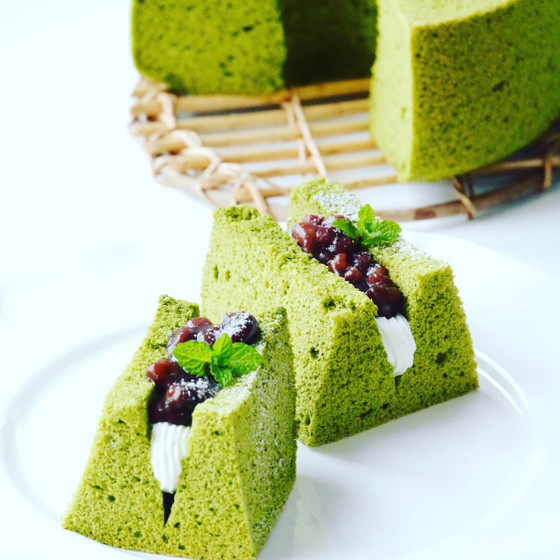 型出しまでしっかりと！抹茶シフォンケーキ（子連れOK）