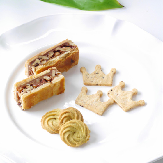 流行りのエンガディナー＆塩味のクッキー3種（子連れOK）