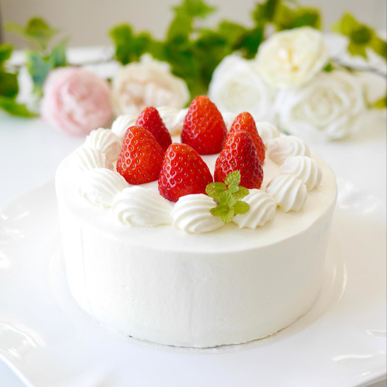 ひとり一台持ち帰り！本気のいちごショートケーキ！