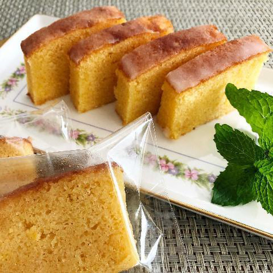 キャベツとソーセージのお食事用ケーク・サレとデザート用のしっとりケーク・シトロン♪♪