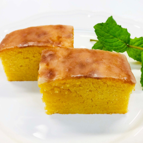 レモンのグラスがけが美味しいケークシトロン