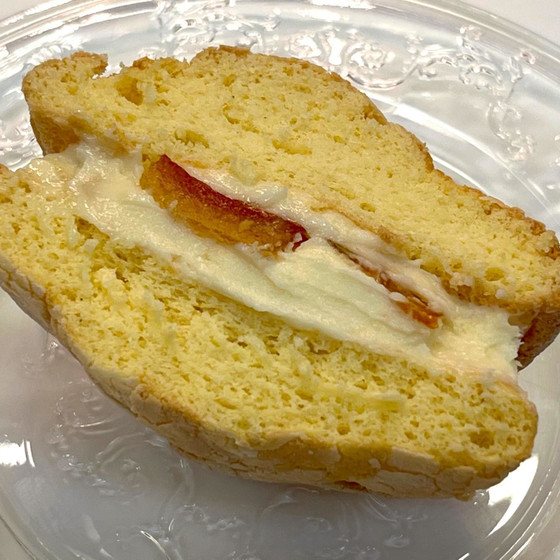 オレンジピール入りのチーズクリーム