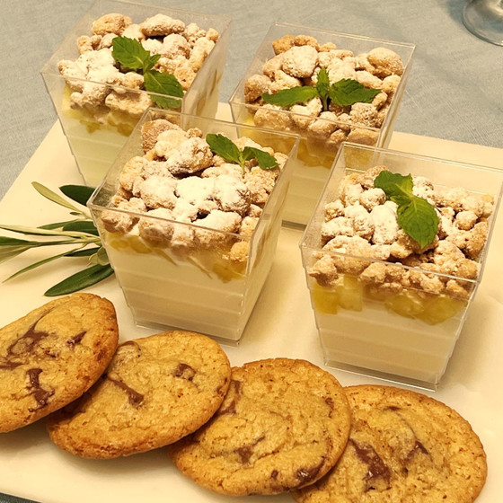 カップ仕立てのチーズケーキとアメリカンチョコチップクッキー♪