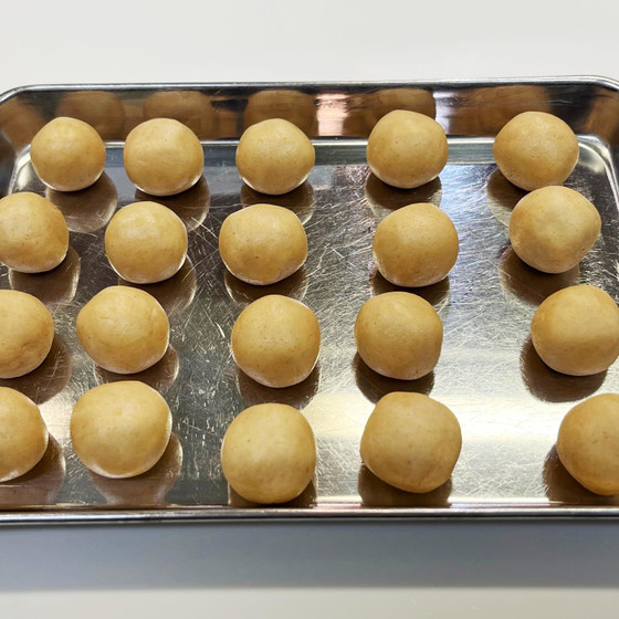 焼く前のポルボローネ