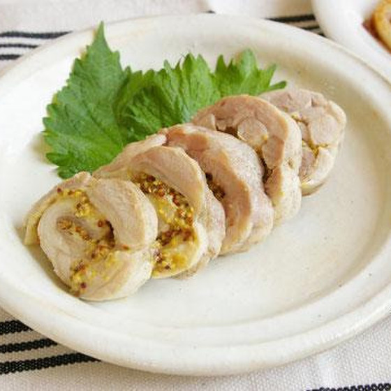 夏に嬉しい冷製肉料理。チキンロールの一汁三菜