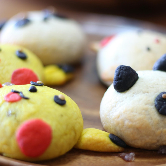 ２月は大きな肉まんかオペラ（チョコケーキ）選べるレッスン