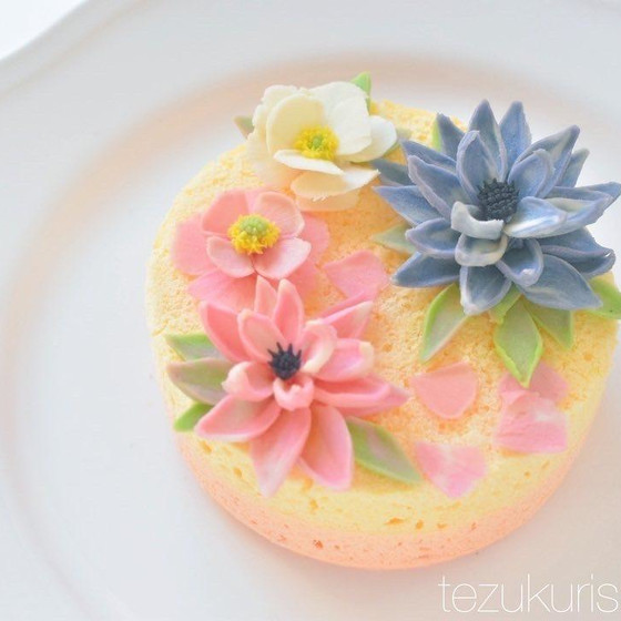 ペインティングナイフで作る⭐︎あんフラワーケーキ