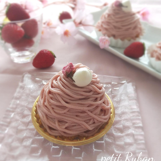 桜と苺のモンブラン♡