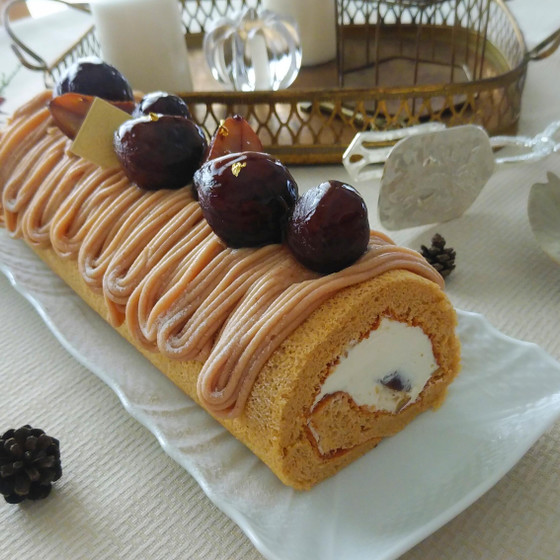 【中級】栗のロールケーキ