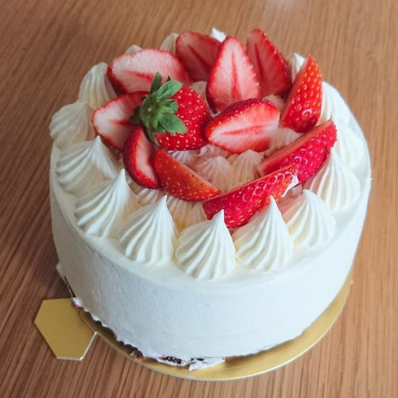 クリスマスケーキレッスン「デコレーションシフォン　生クリーム編」