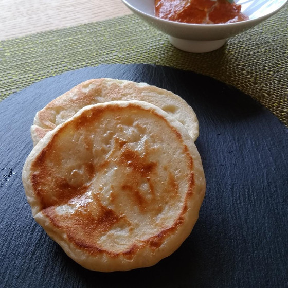 もちもちナンとバターチキンカレー
