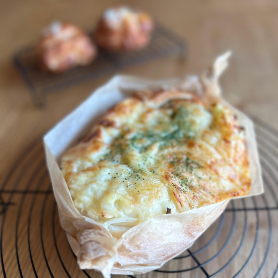 新玉ねぎのドデカパンとおやつパン
