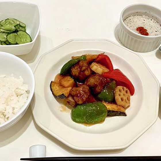 Dメニュー　彩り中華　豚薄切り肉と鮮やかな野菜で酢豚を作ろう