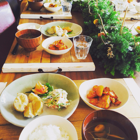 秋の旬素材を使った　家庭の和食