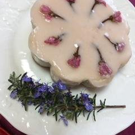 桜の甘酒ケーキ