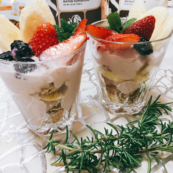 アイスクリーム、フルーツパフェ