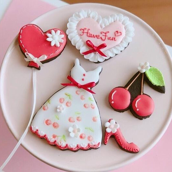 【6月限定】さくらんぼワンピースでおでかけ♪クッキー
