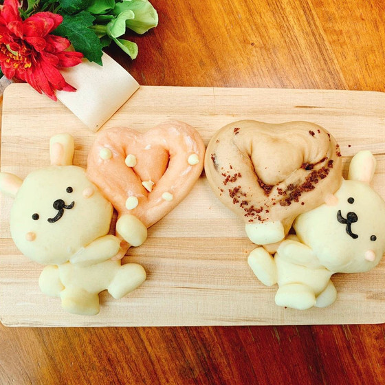 ハートを持ったうさぎさんのバレンタインパン作り（はやさか）