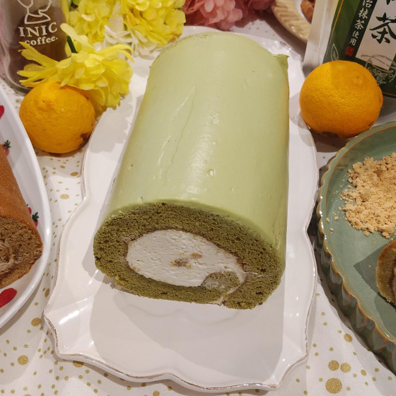 抹茶ゆずロールケーキ