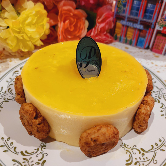 パイナップルとフランボワーズのアントルメ